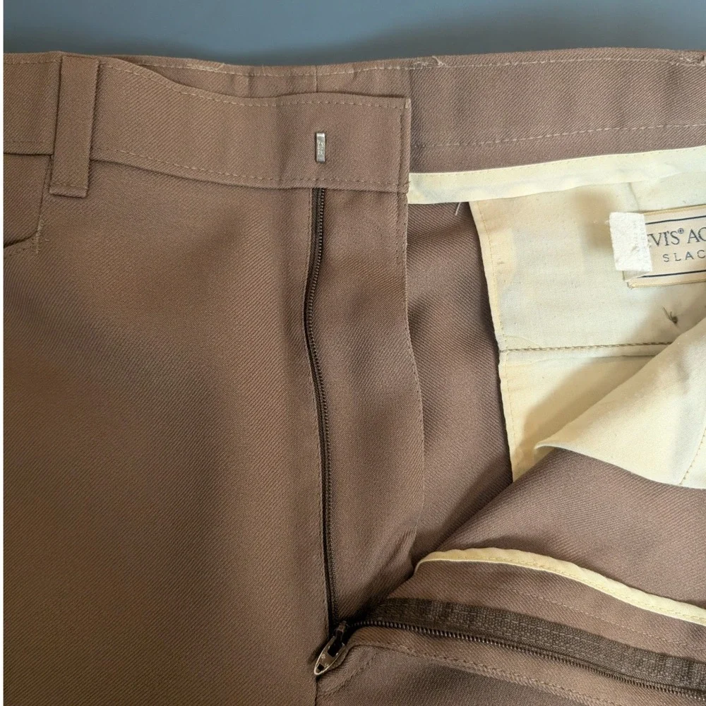 Vintage 70s 80s Levis Action Slacks Mens 35x33 Taupe Brown Straight Leg Trousers